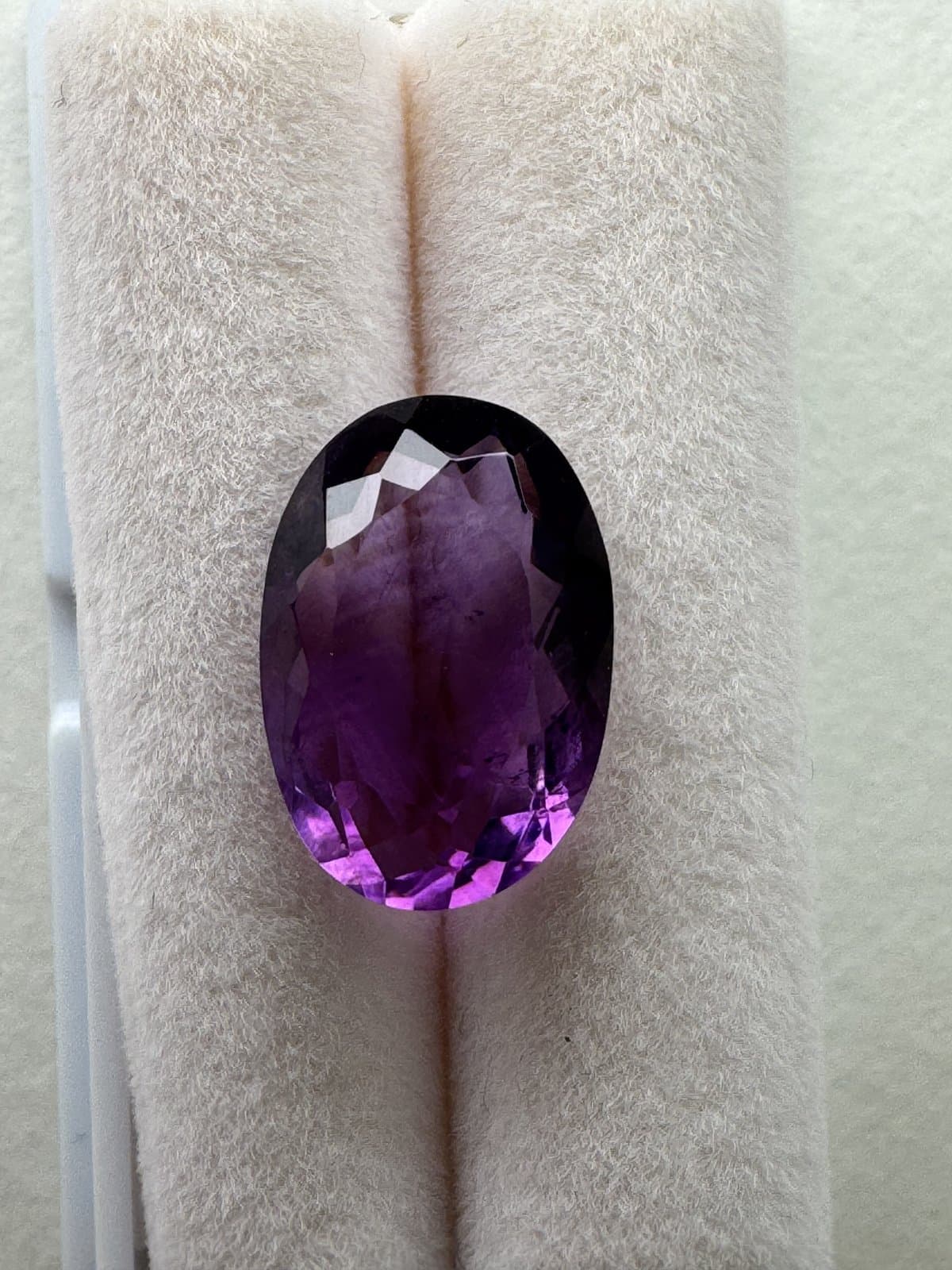 آمیتیست معدنی طبیعی برزیل (ابعاد ۱۶ در ۱۱ میل)